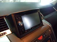   Pioneer AVIC-F900BT  Land Rover Range Rover